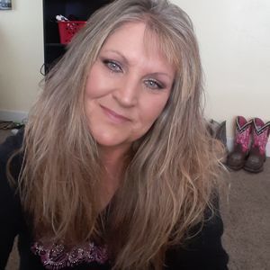 Meet your Posher, Vicky
